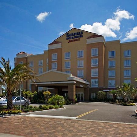 Fairfield Inn & Suites Jacksonville Butler Boulevard Exterior photo